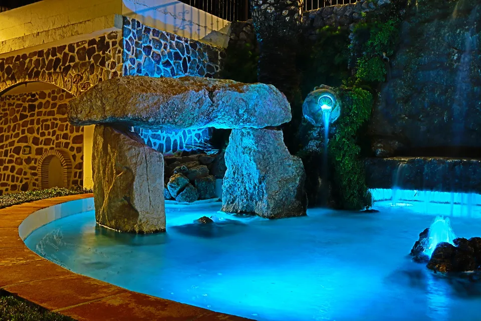 Roca, agua, luz, azul, paisajismo.